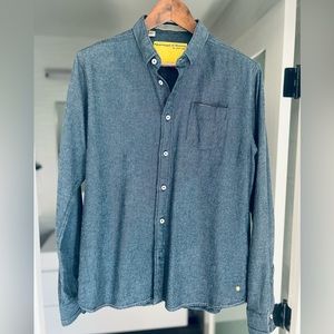 Descendant of Thieves casual button down blue shirt (XL)